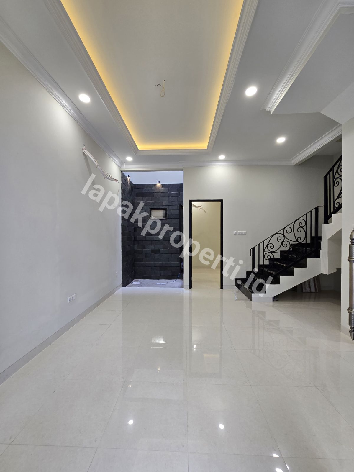 Foto Rumah Baru Dekat Mall Arion Di Rawamangun Jakarta Timur - 5