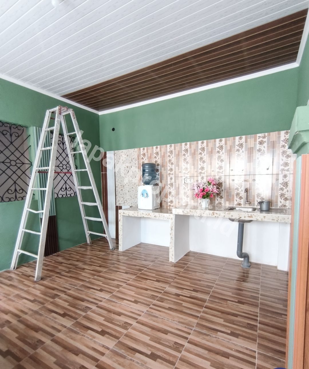 Foto Jual Rumah Baru Siap Huni Gununganyar Emas Surabaya Timur dekat Kampus UPN, Tol Tambak Sumur, Rungkut - 7