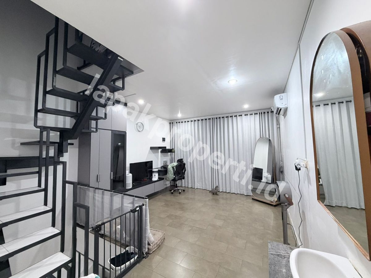 Foto Dijual Rumah Secondary Akses Jalan Lebar Di Dalam Komplek Billymoon Pondok Kelapa - 10