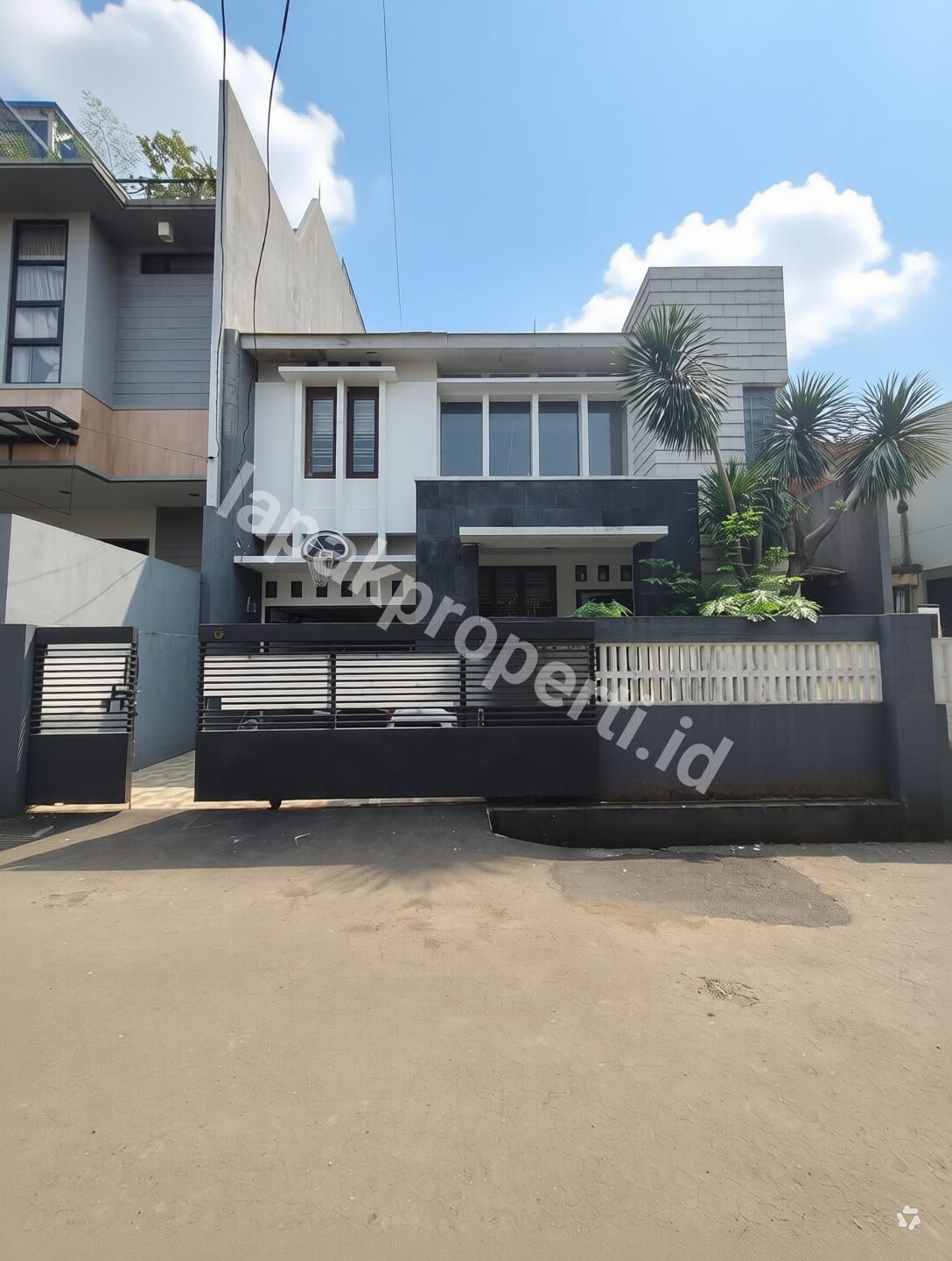 Dijual rumah Secondary Dalam komplek Di Condet Jakarta Timur