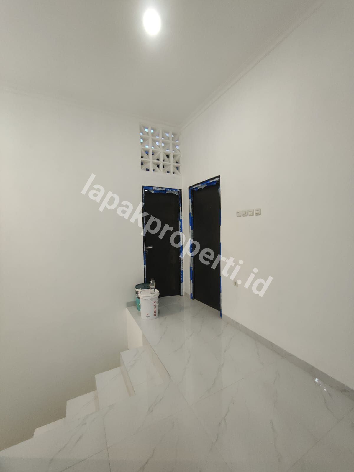 Foto Dijual Rumah Baru On Progres Lokasi Strategis Di Pondok Bambu Jakarta Timur - 13