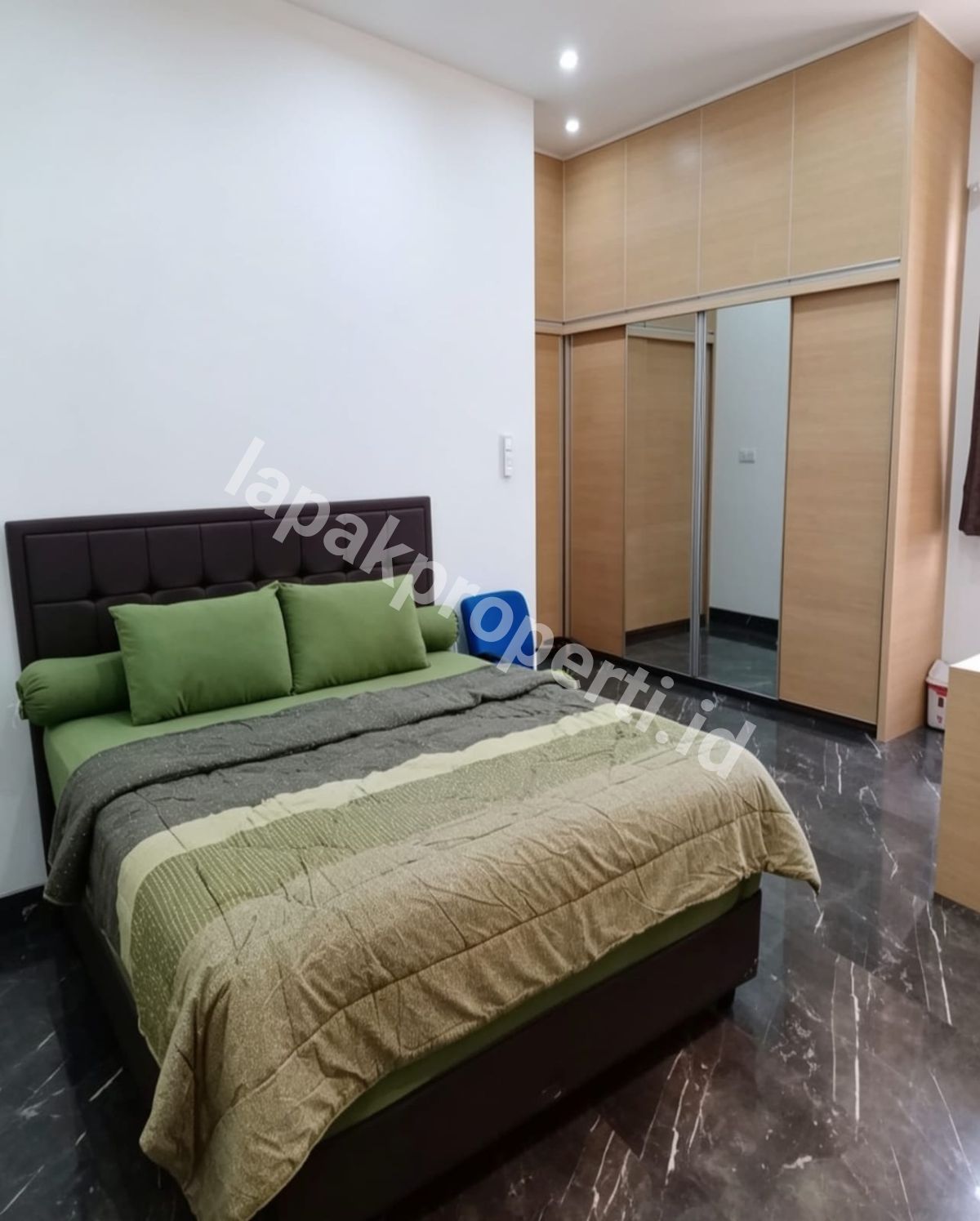 Foto Dijual Rumah Secondary Dalam Perumahan Di Setu Cipayung - 5