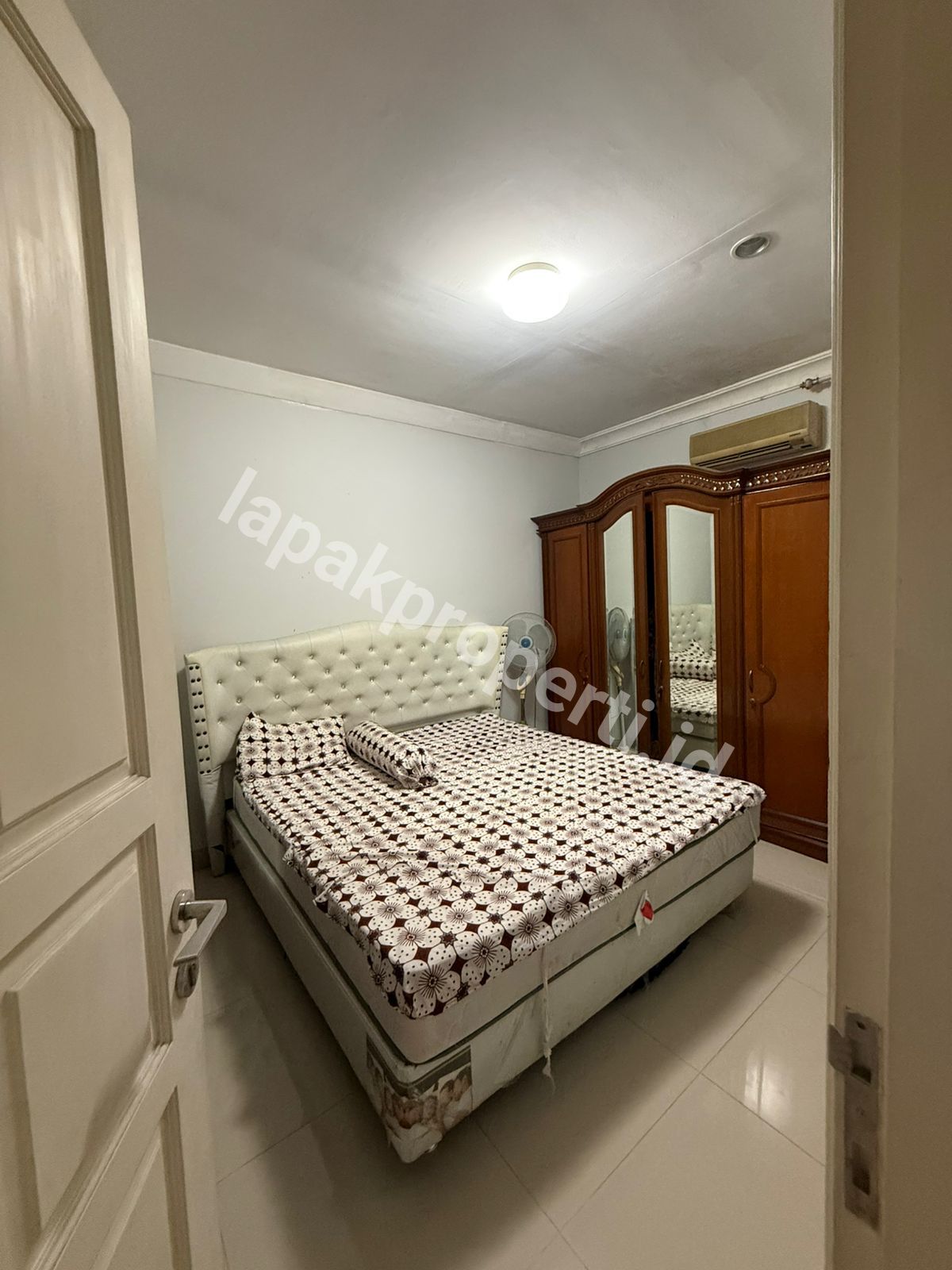 Foto Dijual Rumah Secondary Dalam komplek Di Jatibarang Pulo gadung Jakarta Timur - 14