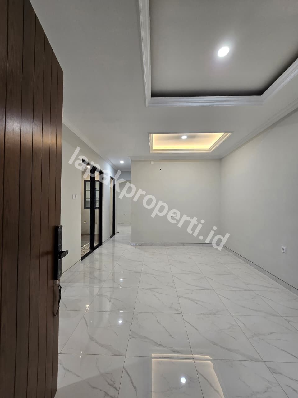 Foto Dijual Rumah Baru Dalam Komplek Mewah Di Billymoon Jakarta Timur - 3