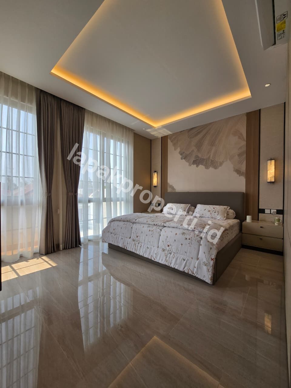 Foto Rumah Mewah Full Furnished Dalam komplek Elite Di Pulomas Jakarta Timur - 13