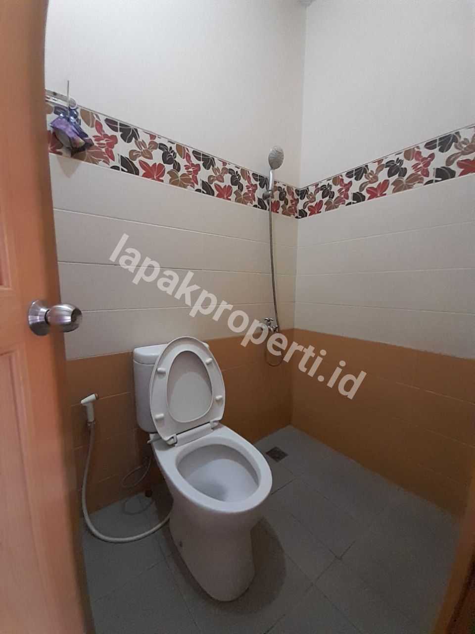 Foto Dijual rumah Secondary Dalam komplek Di Pondok Kelapa Jakarta Timur - 8