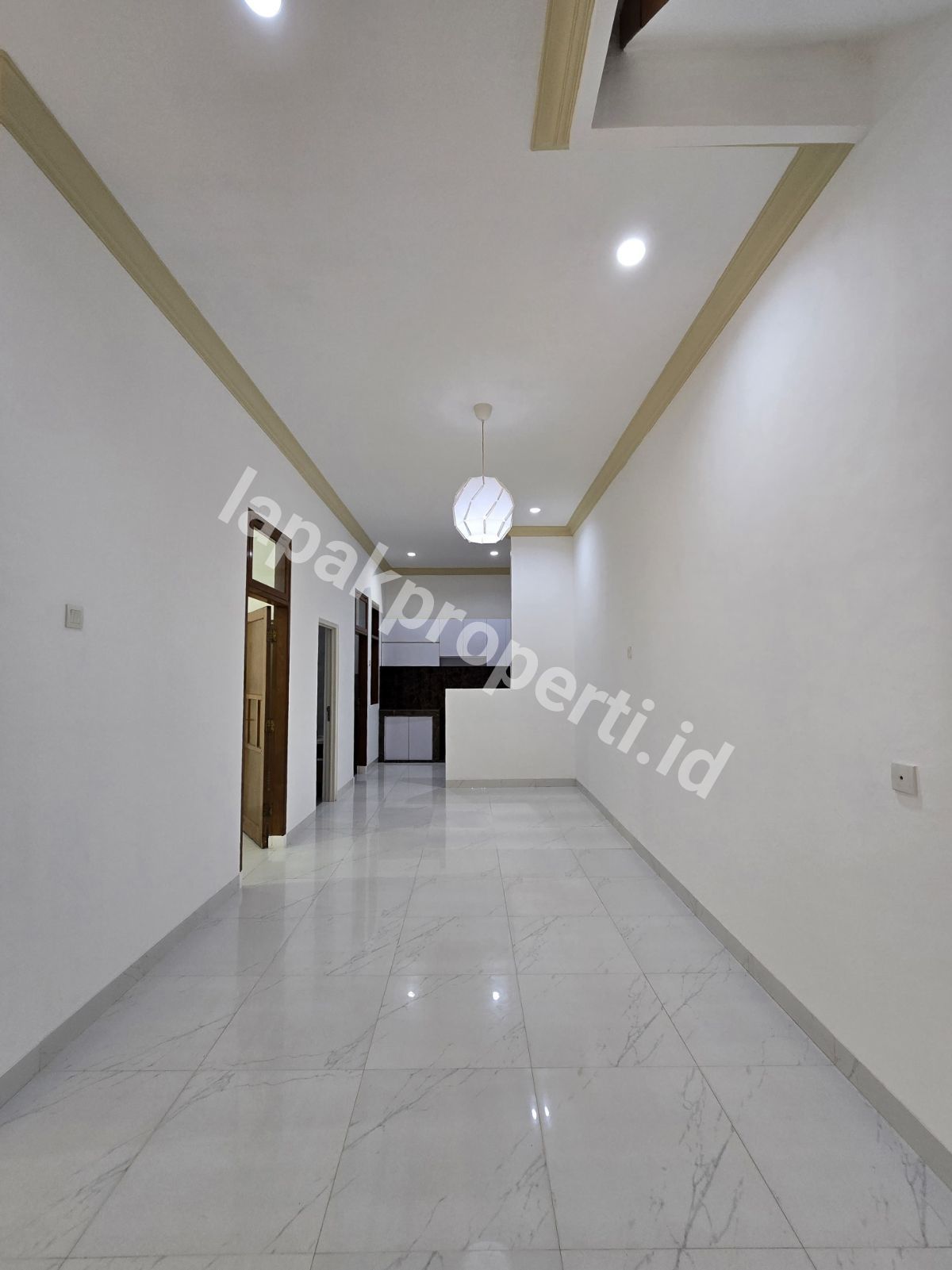 Foto Turun Harga Rumah Dalam Komplek Full Renovasi Siap Huni - 6