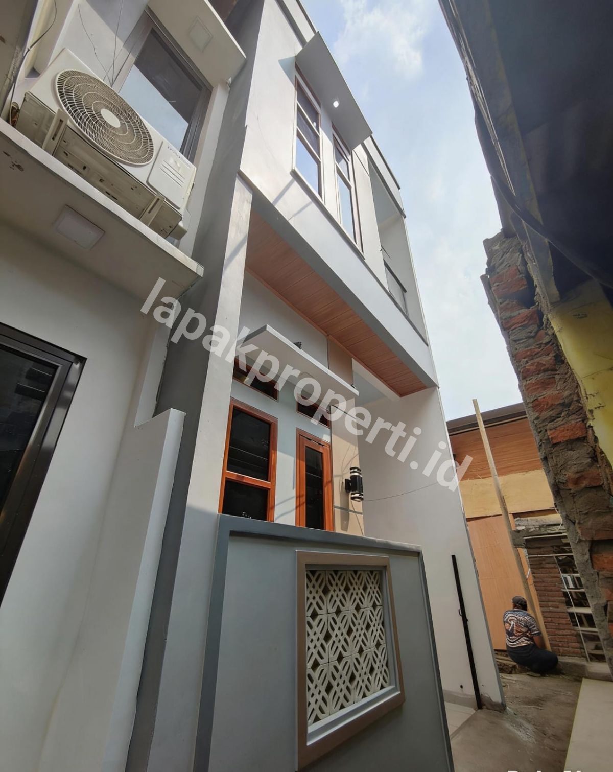 Dijual Rumah Baru Siap Huni Akses Motor Di Matraman Jakarta Timur
