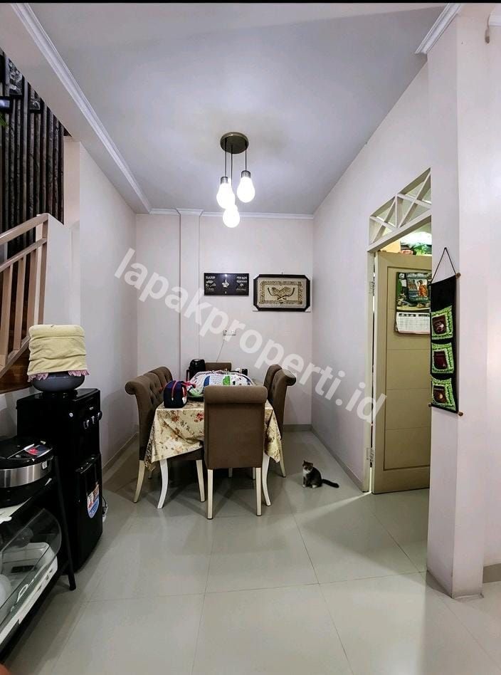 Foto Disewakan Rumah Dalam Komplek Tenang Di kav DKI Pondok Kelapa Jakarta Timur - 9