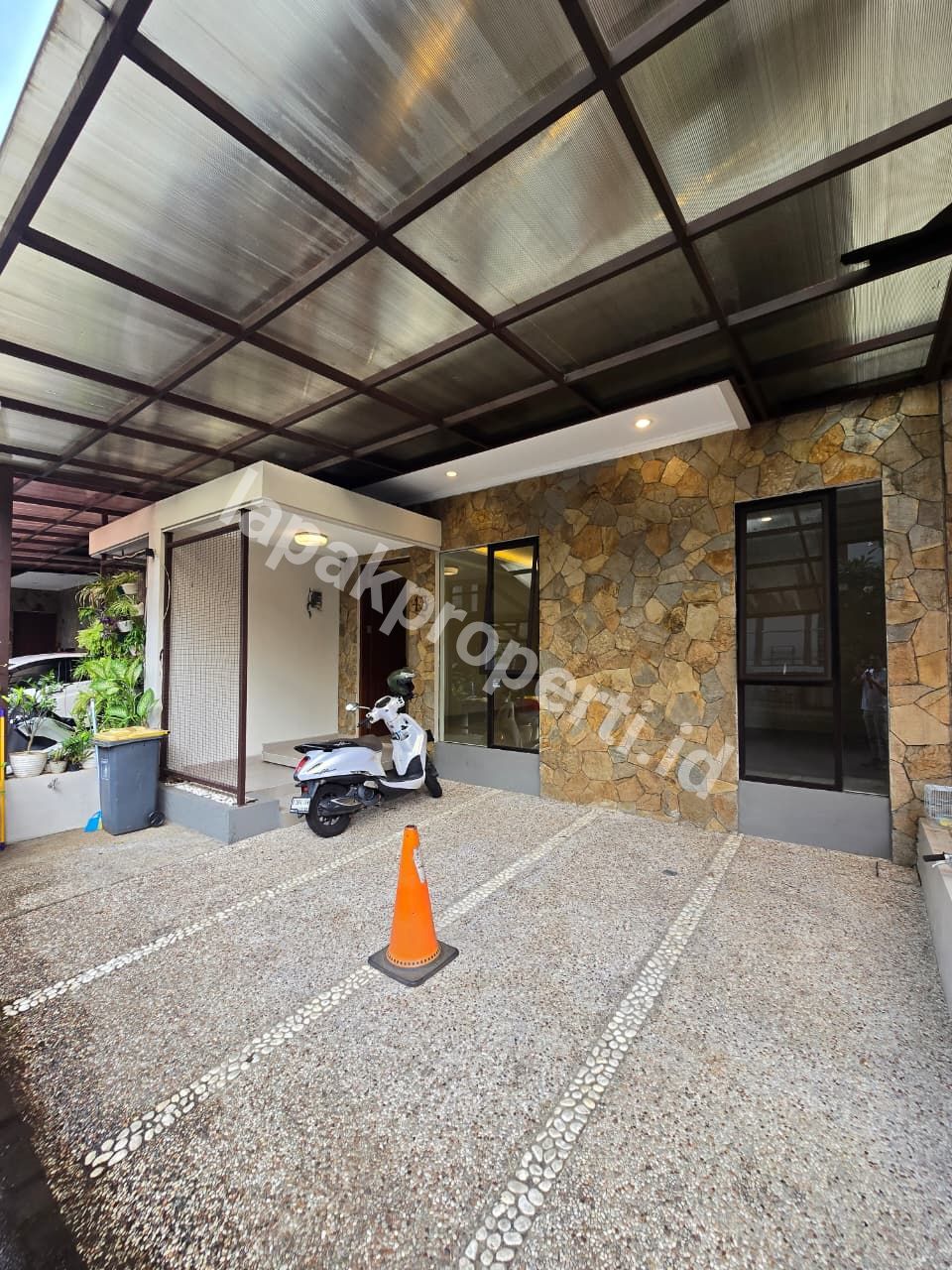 Foto Dijual Rumah Terawat Dalam Twonhouse Di Condet Jakarta Timur - 14