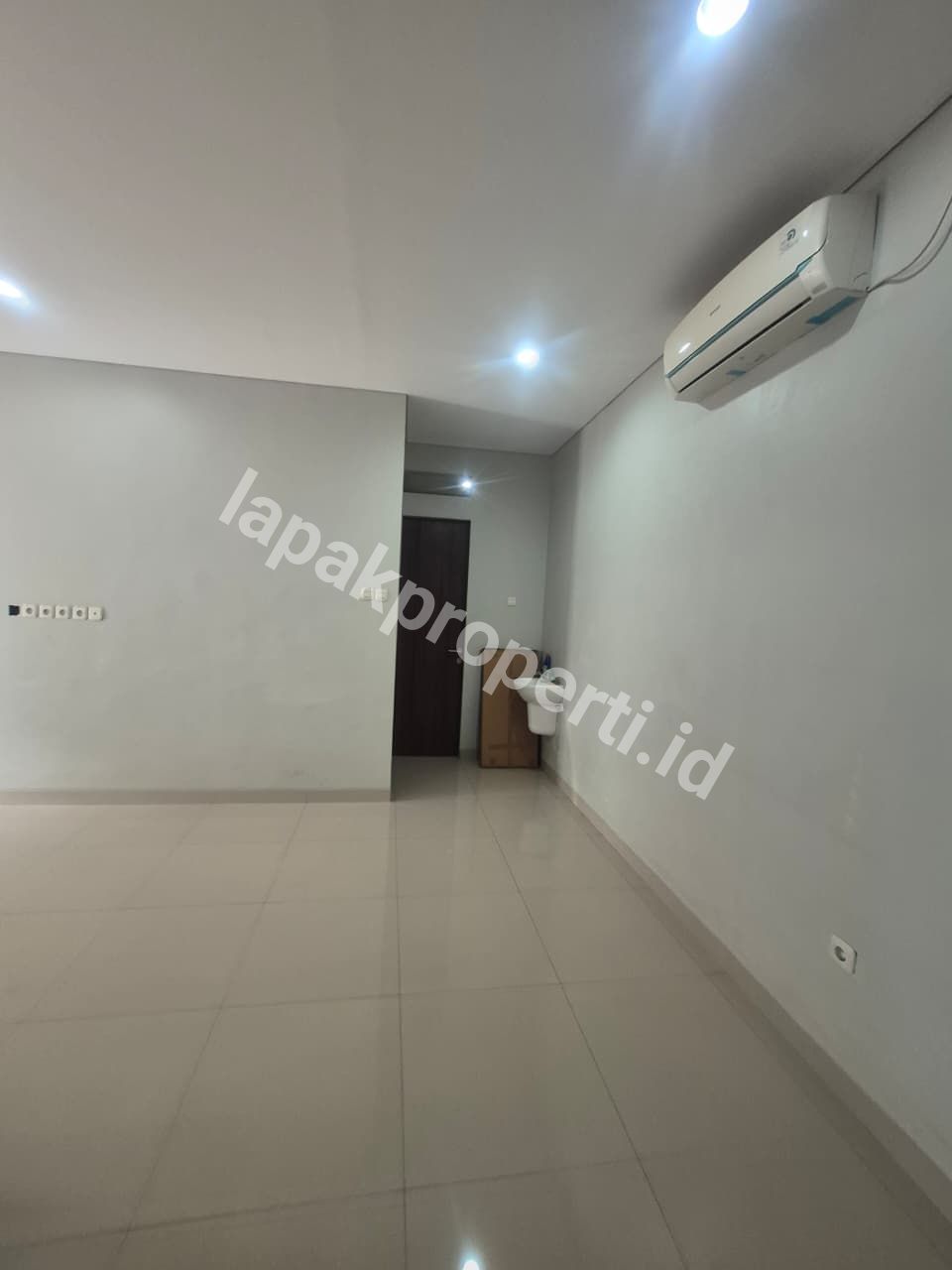 Foto Dijual Rumah Secondary Dalam Cluster Siap Huni - 10