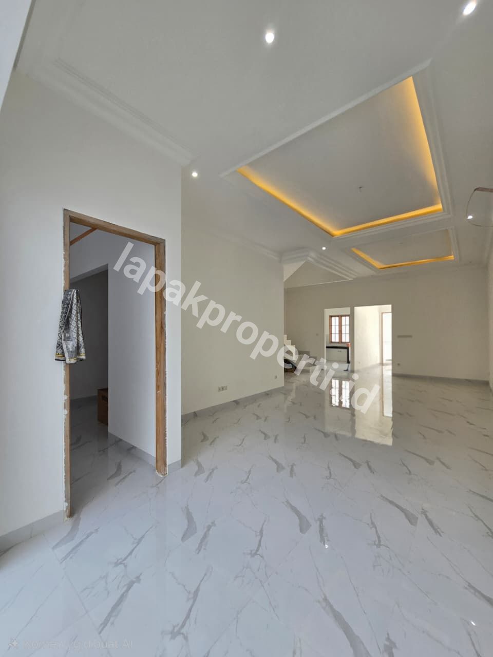 Foto Dijual Rumah Baru Dalam Komplek Tenang Di Duren Sawit Jakarta Timur - 2
