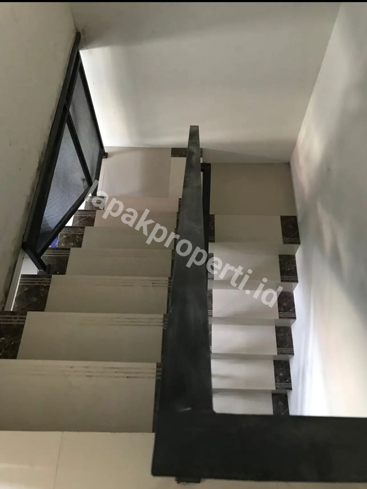 Foto Cluster Scandinavian Modern Ceger Jakarta Timur - 4