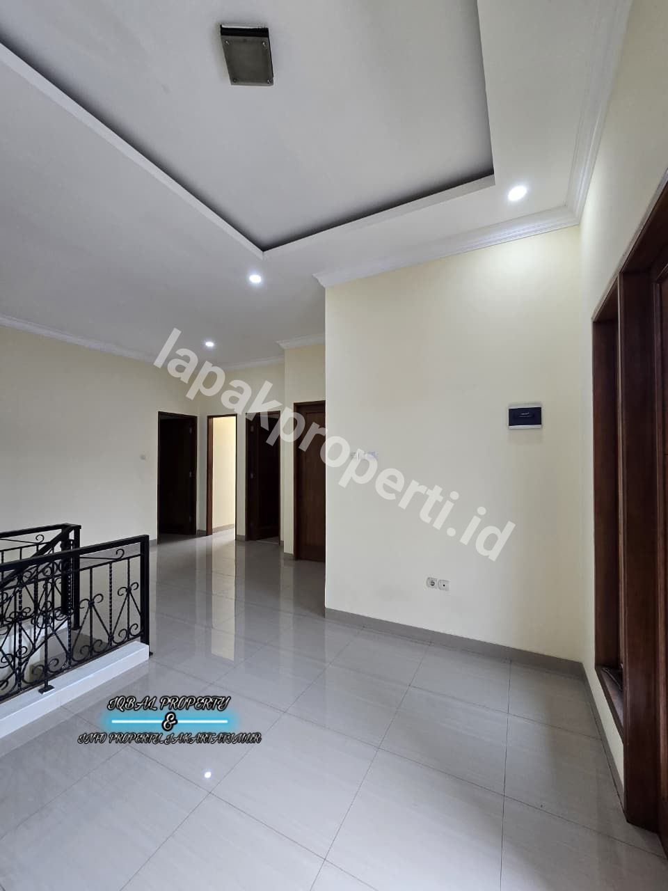 Foto Turun Harga Rumah Dalam Komplek Siap Huni - 9