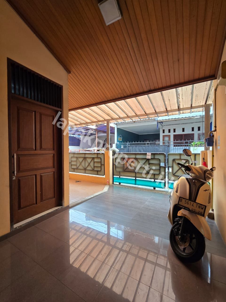 Foto Dijual rumah Secondary Dalam komplek Di Duren Sawit Jakarta Timur - 4