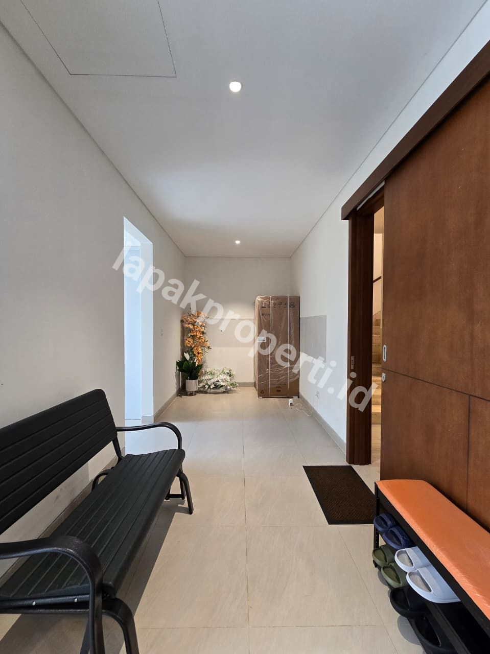 Foto Rumah Mewah Full Furnished Dalam komplek Elite Di Pulomas Jakarta Timur - 6