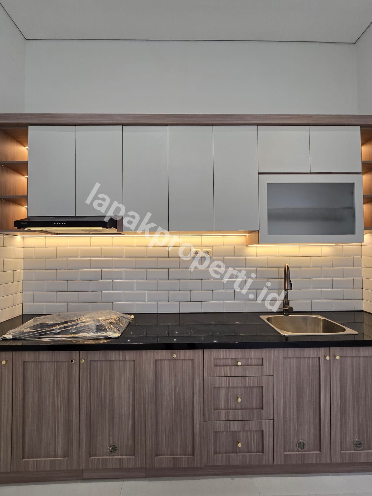 Foto Dijual Rumah Baru Dalam Komplek Di Rawamangun Pulo Asem Jakarta Timur - 9