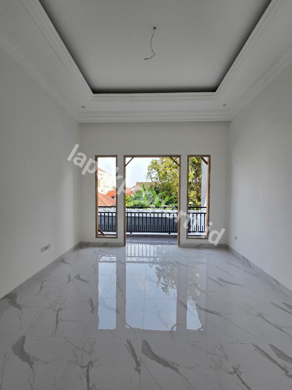 Foto Dijual Rumah Baru Dalam Komplek Tenang Di Duren Sawit Jakarta Timur - 8